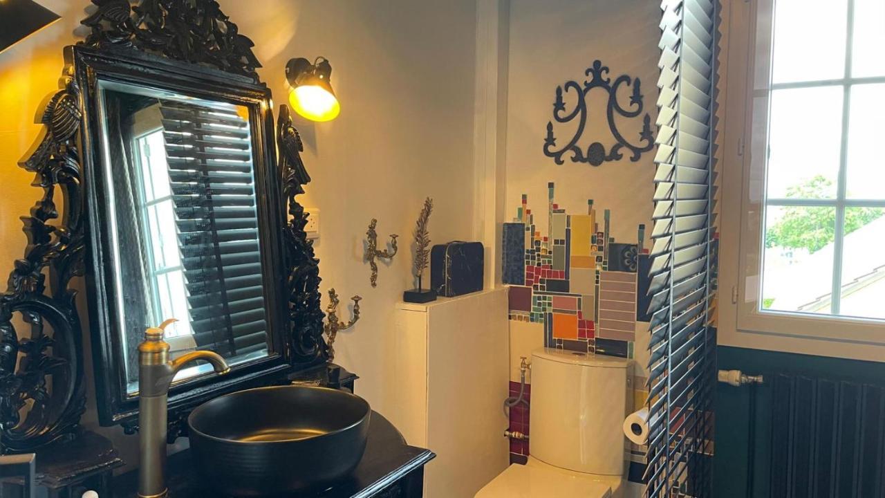 Les Nuits Victoriennes Bed & Breakfast Saint-Germain-du-Corbeis Ngoại thất bức ảnh