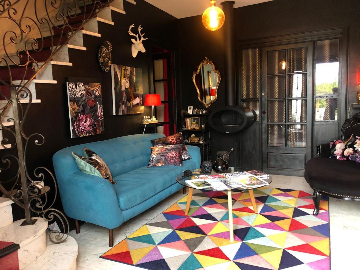 Les Nuits Victoriennes Bed & Breakfast Saint-Germain-du-Corbeis Ngoại thất bức ảnh